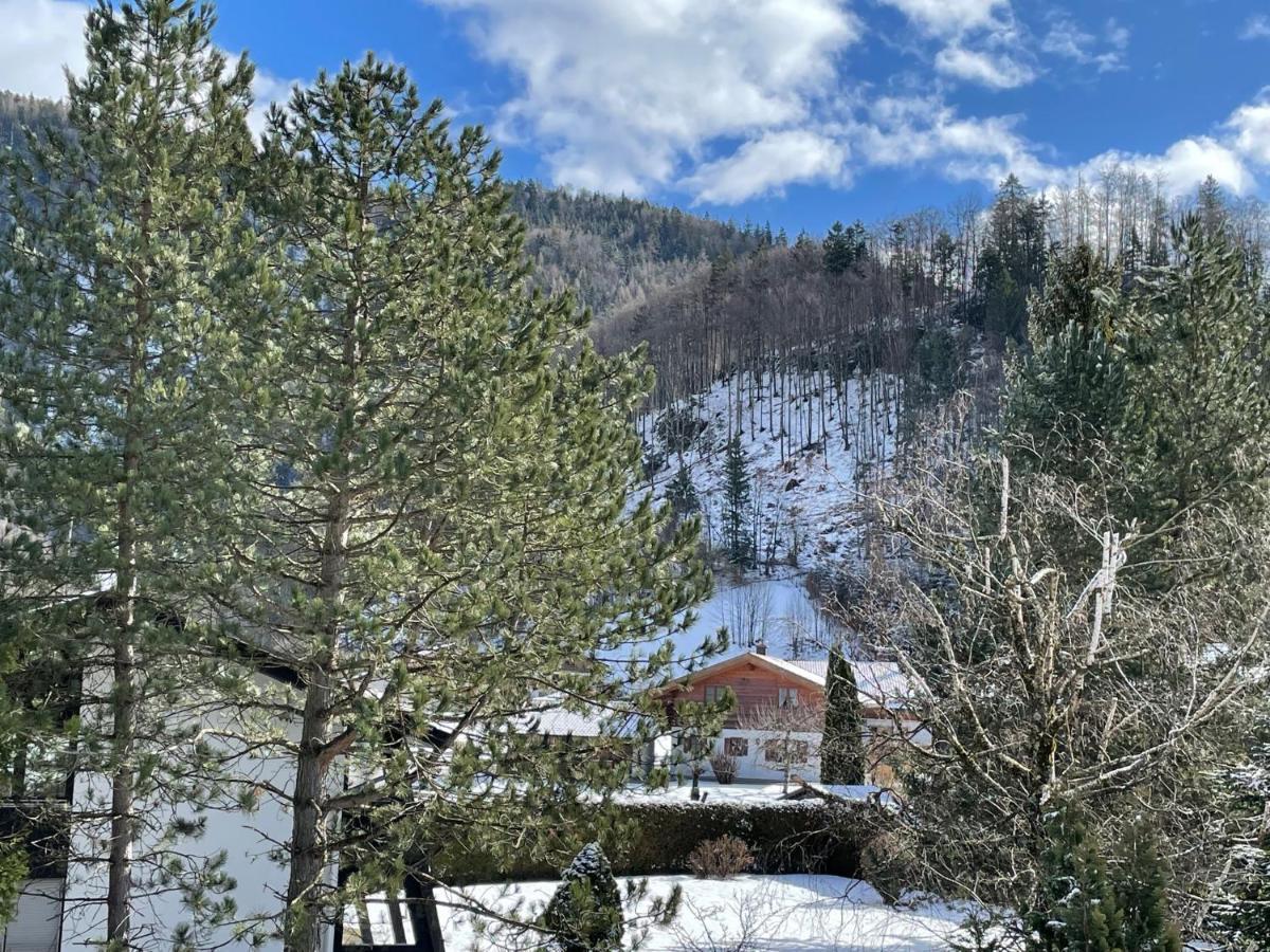 Geraeumiges Domizil Mit Bergblick Und Sauna Oberwoessen Exterior photo
